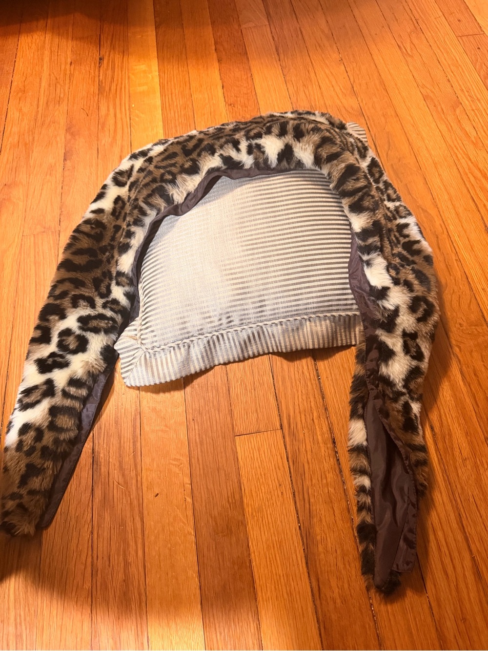 Women's Leopard Faux-Fur Hooded Scarf or Collar Accessory